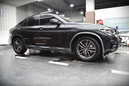 2021 BMW G02 X4 20i 하단 가니쉬, 사이드미러 랩핑 3M 유광블랙 시공 / 강남랩핑, 강남PPF 시공전문 블랙라벨 입니다. / 하남 초일동