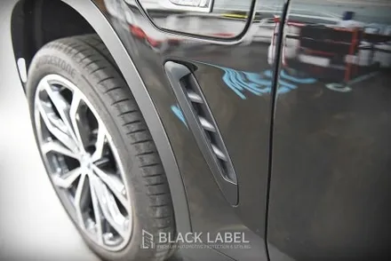 BMW X3 하단 가니쉬 실버 죽이기(3M 사틴블랙) 및 실내랩핑(3M 카본블랙) / 하남랩핑, PPF 시공전문 블랙라벨 / 하남 초일동