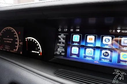 W216 벤츠 CL63 AMG 안드로이드 올인원 카오디오 튜닝으로 편의기능 업그레이드 안드로이드오토 애플카플레이 무선 터치로 이용 가능합니다
