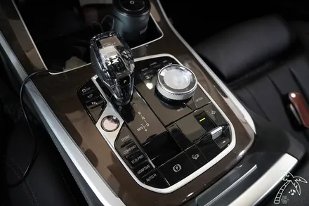 딱 말씀드릴게요 벤츠 BMW 바닥우퍼 교체말고 앰프일체형 서브우퍼 장착하세요 feat. X5 포칼 BOMBA BP20 서브우퍼 설치