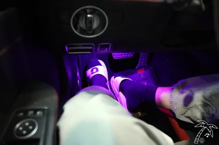 벤츠 AMG GT 안드로이드오토 설치와 터빈형 송풍구 엠비언트 풋등시공 완료