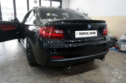 BMW 카오디오 튜닝 2시리즈 안드로이드 올인원 후방카메라 설치시 주의점 알아보기