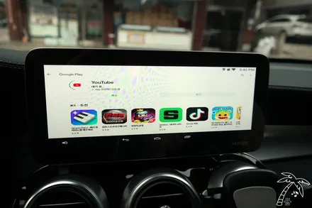 벤츠 2020 GLC 10.25인치 와이드 순정 모니터에 국산 M2C200a 안드로이드 설치하기