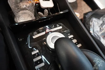 W216 벤츠 CL63 AMG 안드로이드 올인원 카오디오 튜닝으로 편의기능 업그레이드 안드로이드오토 애플카플레이 무선 터치로 이용 가능합니다