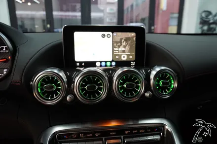 벤츠 AMG GT 앰비언트 라이트 터빈 송풍구와 애플카플레이 안드로이드오토 설치로 편의기능 드레스업 튜닝 다이나믹한 실내 만들기!