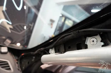 BMW X1 F48 편의성과 성능 모두 갖춘 현실적인 카오디오 튜닝 방법 안내 Feat 15in 안드로이드 올인원 포칼 스피커 아이나비 퀀텀3 블랙박스 설치