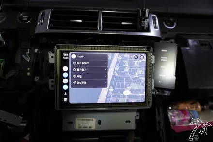 무선 터치 가능한 안드로이드오토 애플카플레이 랜드로버 레인지로버 스포츠에 설치하기