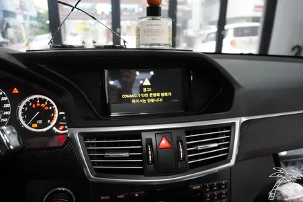벤츠 W212 안드로이드 오토 갤럭시 스마트폰도 무선으로 사용 가능합니다