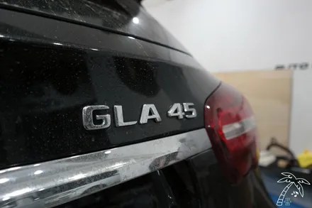 벤츠 GLA 45 AMG 안드로이드 올인원 모니터 설치로 Tmap 유튜브 넷플릭스 보기