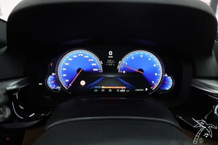 2017 BMW g30 5시리즈 편의기능 코딩 리스트와 애플카플레이 설치 그리고 순정 내비게이션 업그레이드 알아보기