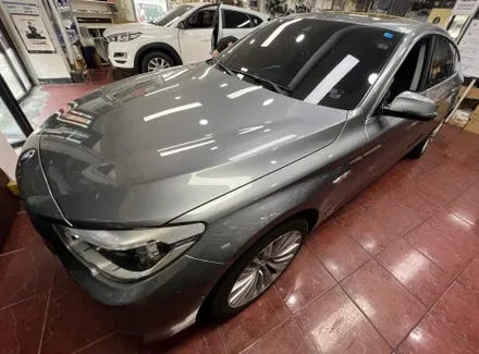 BMW 5GT 14.9인치 15인치 안드로이드올인원 카플레이 안드로이드오토 티맵 카카오내비 네이버지도 유튜브 [부천AMG] / 경기 부천