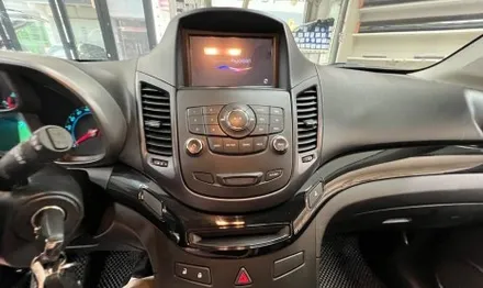 쉐보레 올란도 로이드S 안드로이드올인원 카플레이 안드로이드오토 티맵 카카오내비 네이버지도 내비게이션 [부천AMG] / 경기 부천