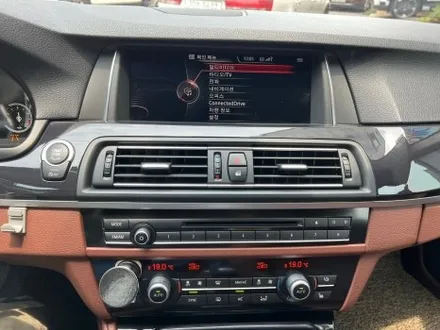 BMW 5시리즈 (F10) 12.3인치 안드로이드올인원 카플레이 안드로이드오토 카블릿 티맵 카카오내비 네이버지도 [부천AMG] / 경기 부천