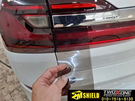 진주에서 오신 BMW X7 크롬죽이기 입체 카본 랩핑 / 부산 사상구