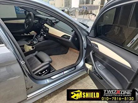 BMW 5시리즈 530i 실내랩핑 스웨이드 알칸타라 / 부산 사상구