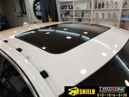 BMW 5시리즈 F10 오래된 루프스킨 제거 및 재시공 / 부산 사상구