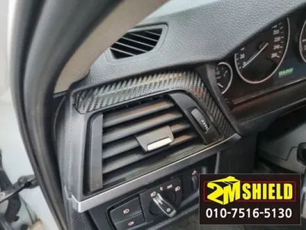bmw 3시리즈 실내 우드 카본으로 랩핑 / 부산 사상구