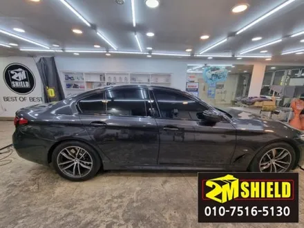 bmw 5시리즈 g30 전체 크롬몰딩 랩핑 크롬죽이기 작업 / 부산 사상구
