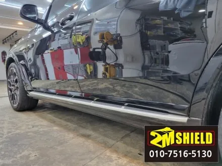 BMW X7 차량 전체 크롬죽이기 랩핑 작업 완전 블랙으로 / 부산 사상구