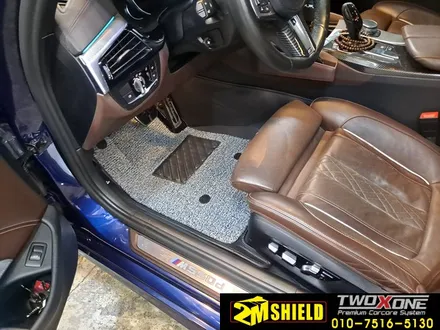 전체 랩핑 제거 작업 BMW 5시리즈 락그레이 / 부산 사상구