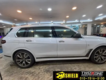 진주에서 오신 BMW X7 크롬죽이기 입체 카본 랩핑 / 부산 사상구