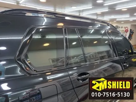 BMW X7 차량 전체 크롬죽이기 랩핑 작업 완전 블랙으로 / 부산 사상구
