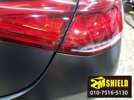 화이트에서 사틴블랙으로 전체 랩핑한 벤츠 cls / 부산 사상구