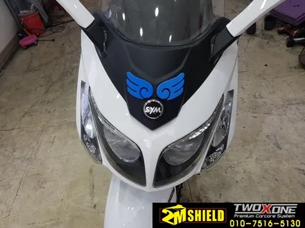 부산 오토바이 랩핑 보이저 GTS 125i EVO 크롬 골드 랩핑시공 / 부산 사상구
