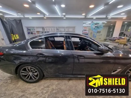 bmw 5시리즈 g30 전체 크롬몰딩 랩핑 크롬죽이기 작업 / 부산 사상구