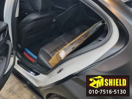 BMW 5시리즈 전체 랩핑 작업 사틴블랙 자동차 랩핑 / 부산 사상구