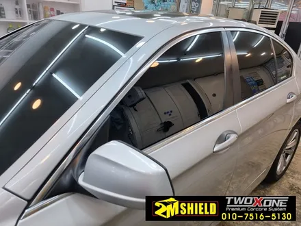 BMW 5시리즈 F바디 루프스킨 크롬죽이기 디퓨저 랩핑 / 부산 사상구