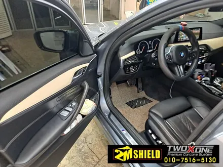 BMW 5시리즈 530i 실내랩핑 스웨이드 알칸타라 / 부산 사상구
