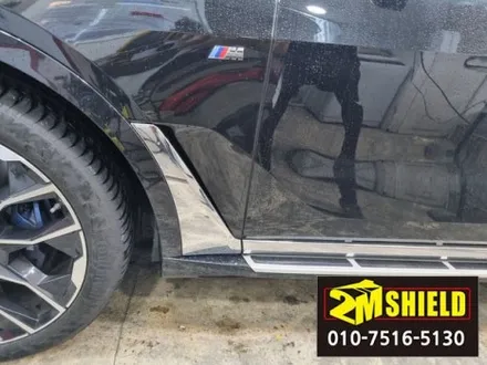 BMW X7 차량 전체 크롬죽이기 랩핑 작업 완전 블랙으로 / 부산 사상구
