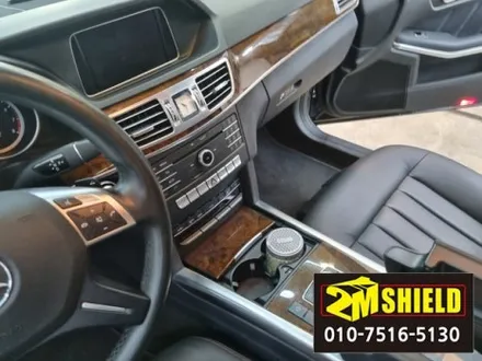 E-CLASS 후기형 실내 랩핑 벤츠 w212 우드트림을 카본으로 / 부산 사상구