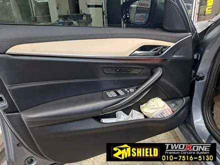 BMW 5시리즈 530i 실내랩핑 스웨이드 알칸타라 / 부산 사상구