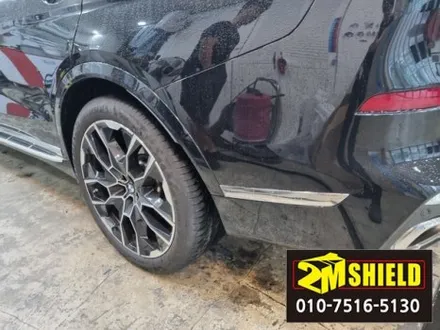 BMW X7 차량 전체 크롬죽이기 랩핑 작업 완전 블랙으로 / 부산 사상구
