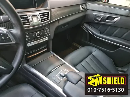 E-CLASS 후기형 실내 랩핑 벤츠 w212 우드트림을 카본으로 / 부산 사상구