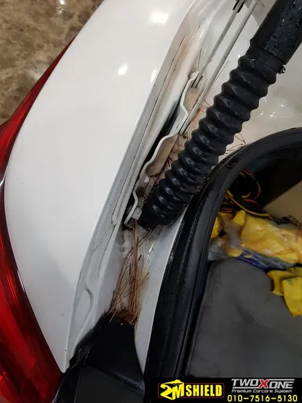 흰색에서 흰색으로 희귀한 전체 랩핑이야기 인피니티 Q50 / 부산 사상구