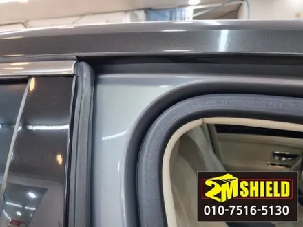 벤틀리 플라잉스퍼 전체 랩핑 제거 및 재시공 작업입니다. / 부산 사상구