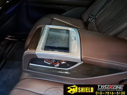 BMW 신형 7시리즈 실내 랩핑 우드에서 카본으로~ / 부산 사상구