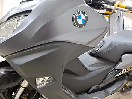 BMW C650 오토바이 전체 랩핑 사틴다크그레이로~ / 부산 사상구