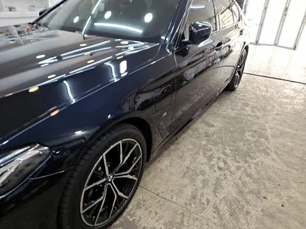 BMW 530E 크롬죽이기 랩핑작업 / 부산 사상구