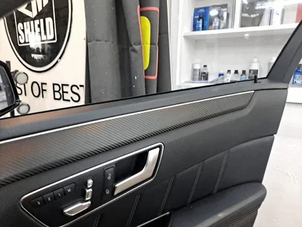 벤츠 E클래스 W212 실내 카본랩핑 / 부산 사상구
