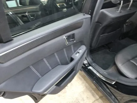E-CLASS 후기형 실내 랩핑 벤츠 w212 우드트림을 카본으로 / 부산 사상구