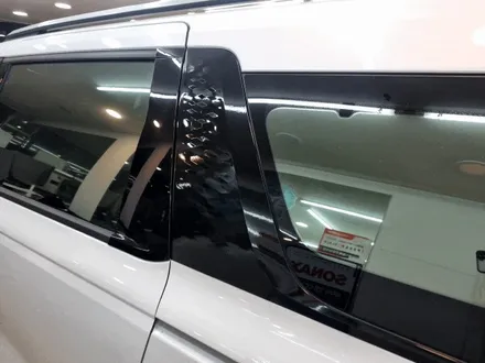 뜬금없는 상어 지느러미 가진 카니발의 크롬죽이기 랩핑 / 부산 사상구