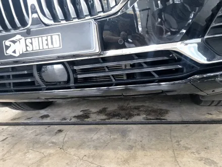 BMW X7 스키드플레이트 디퓨저 블랙으로 랩핑 / 부산 사상구