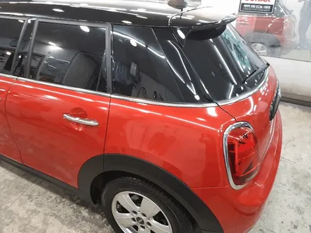 부산 전체 랩핑 BMW 미니 쿠퍼 5도어 / 부산 사상구