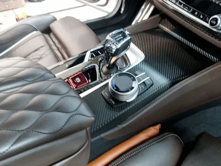 BMW 5시리즈 실내랩핑 부착물 제거후 카본 랩핑 / 부산 사상구