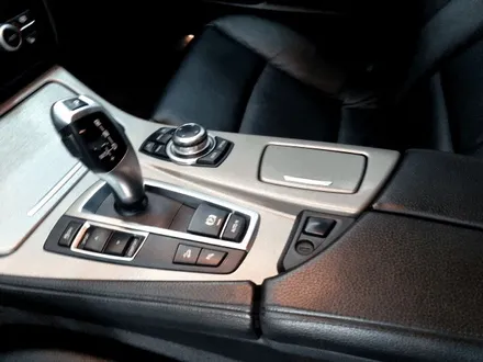 BMW 5시리즈 F바디 실내랩핑 브러쉬드 티타늄 / 부산 사상구