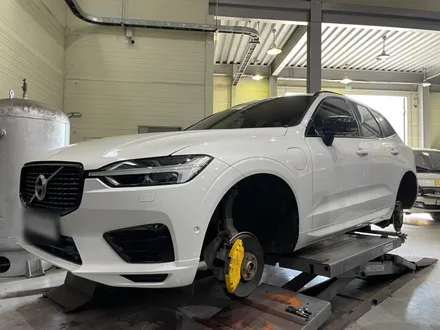 대구휠복원 볼보 XC60 20인치 컷팅휠 분체 매트 블랙으로 도색, 전처리부터 결과까지 복원 과정 공개! / 대구 달서구